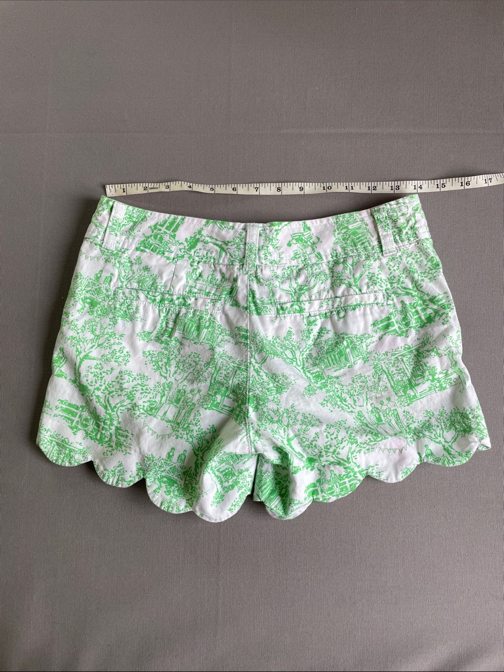 Lilly Pulitzer Spring Fever Shorts - Picture 5 of 8